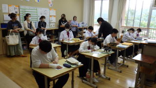 授業参観・教育講演会の様子①